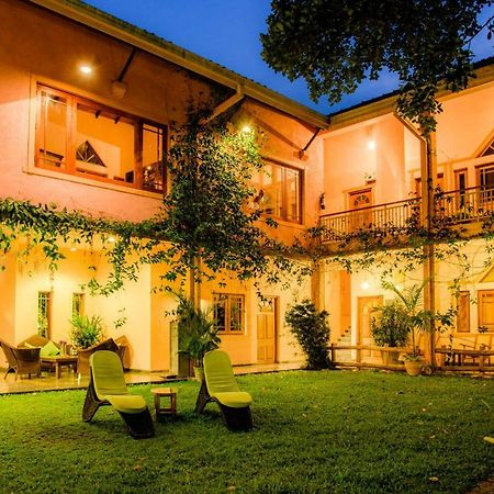 Villa Rosa แคนดี้ ภายนอก รูปภาพ