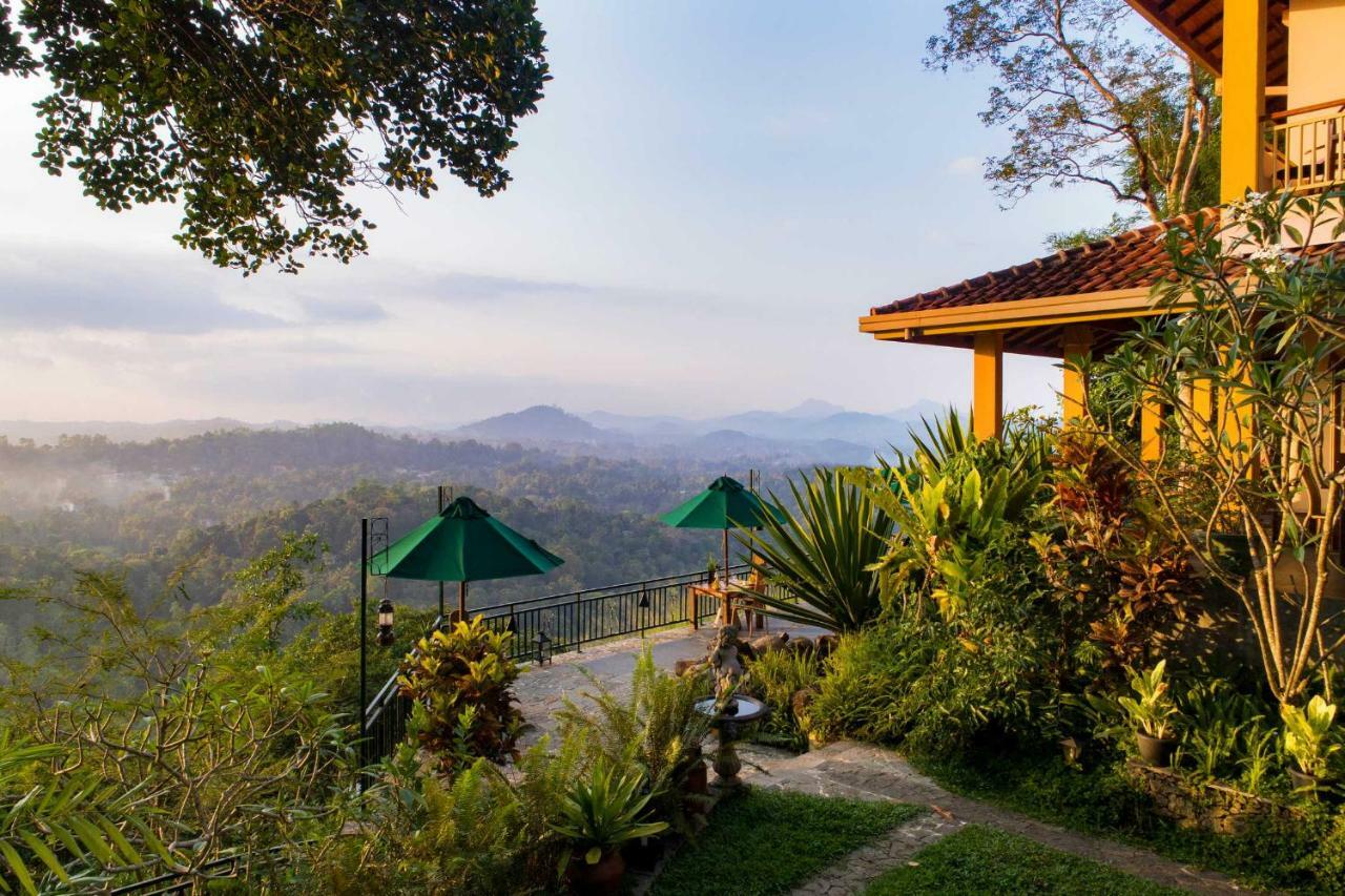 Villa Rosa แคนดี้ ภายนอก รูปภาพ
