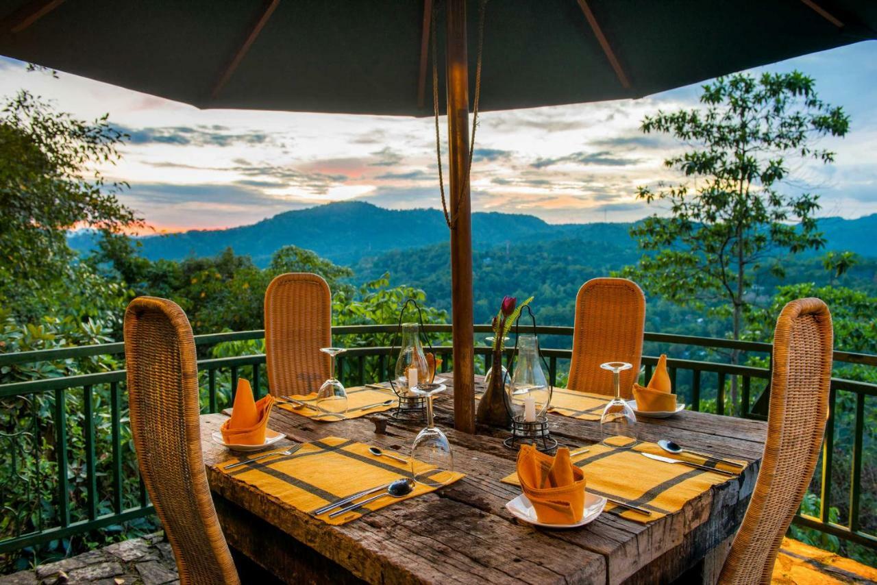 Villa Rosa แคนดี้ ภายนอก รูปภาพ