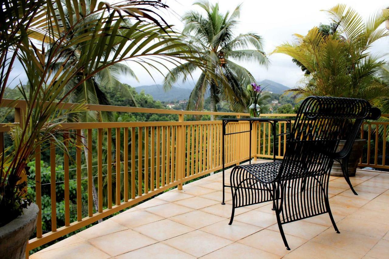 Villa Rosa แคนดี้ ภายนอก รูปภาพ