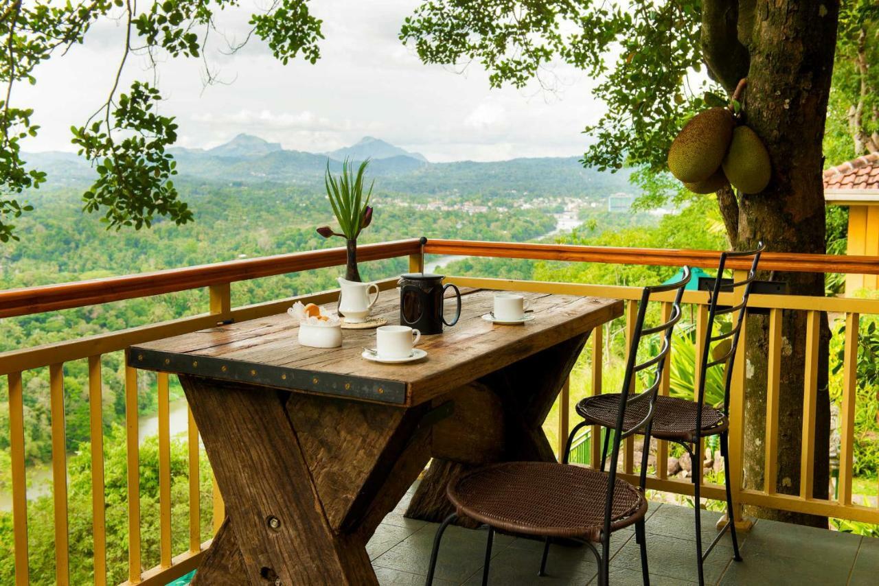 Villa Rosa แคนดี้ ภายนอก รูปภาพ