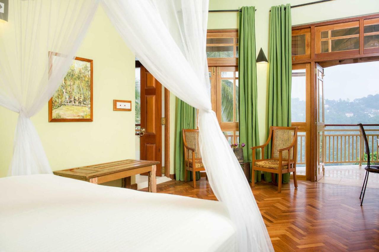 Villa Rosa แคนดี้ ภายนอก รูปภาพ