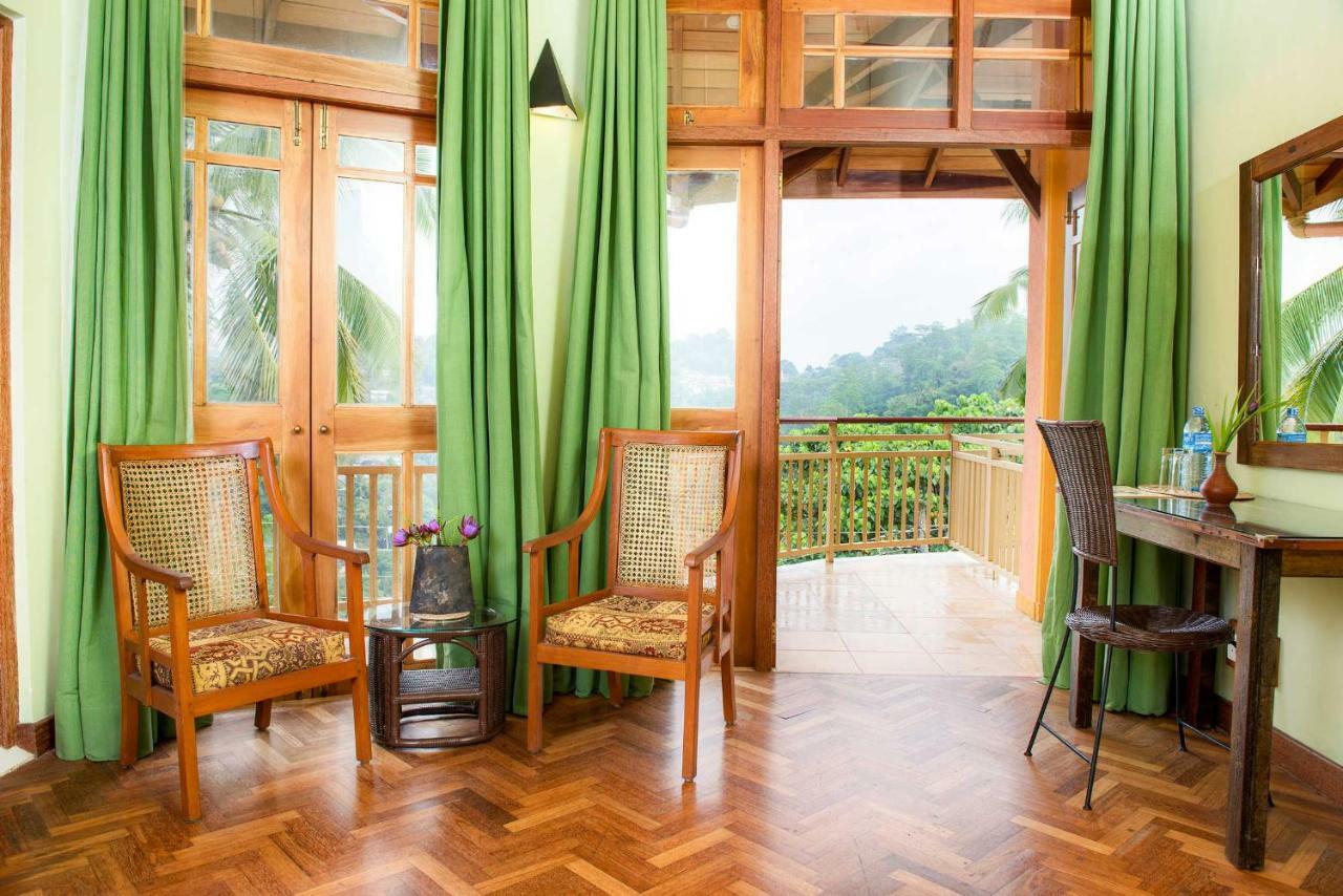 Villa Rosa แคนดี้ ภายนอก รูปภาพ